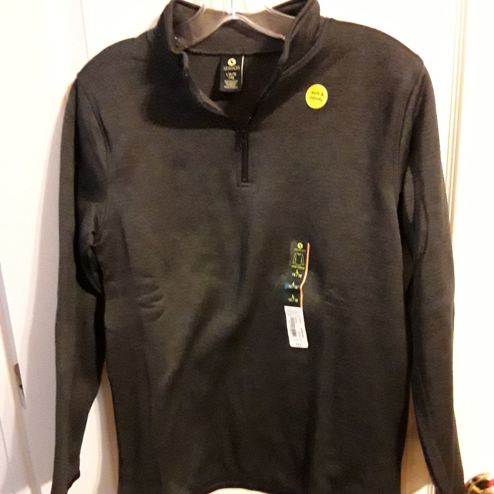 Xersion boys Long Sleeve 1/4 zip top size L